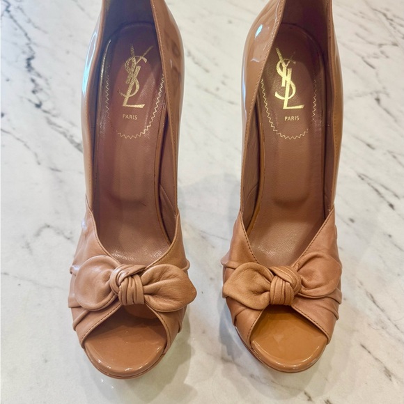 Yves Saint Laurent Tan Peep-Toe Heels with Bow - Picture 1 of 6